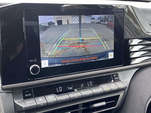 Used 2025 Toyota Camry LE image 38