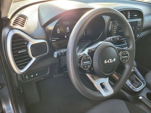 Used 2024 Kia Soul LX w/ Option Group 015 FWD image 24