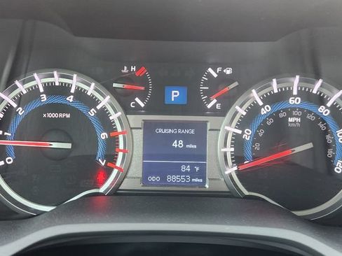 Used 2017 Toyota 4Runner SR5 Premium AWD/4WD image 5