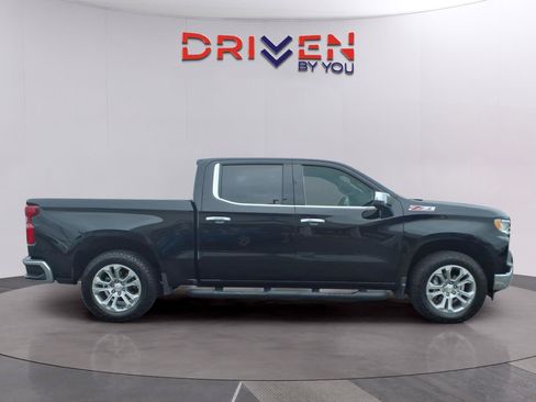 Used 2025 Chevrolet Silverado 1500 LTZ AWD/4WD image 6