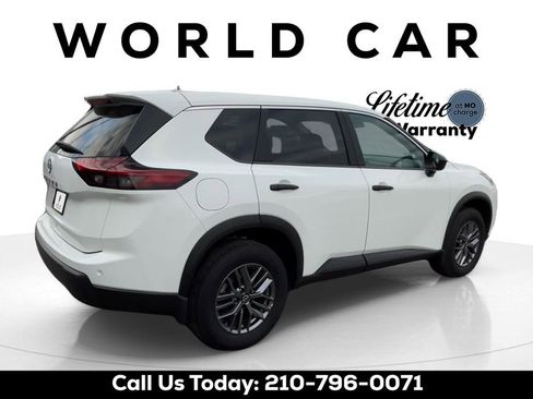 Certified 2025 Nissan Rogue S image 3