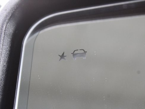 Used 2024 GMC Sierra 2500 AT4 image 77