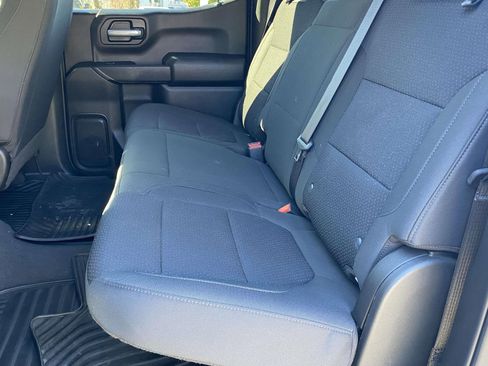 Used 2022 Chevrolet Silverado 1500 Custom image 13