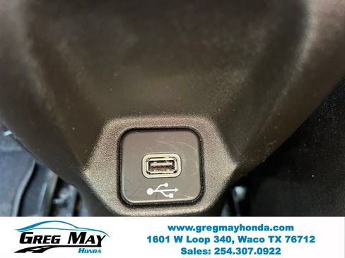Used 2020 Jeep Renegade Limited w/ UConnect 8.4 Nav Group AWD/4WD image 20
