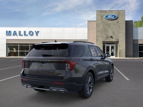 New 2026 Ford Explorer Active image 8