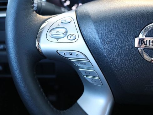 Used 2018 Nissan Murano SL image 42