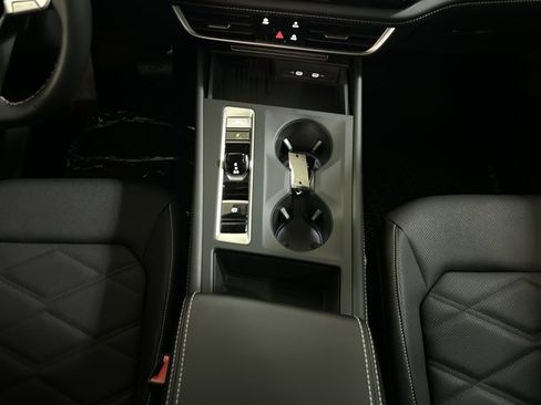 New 2026 Volkswagen Atlas SE image 33