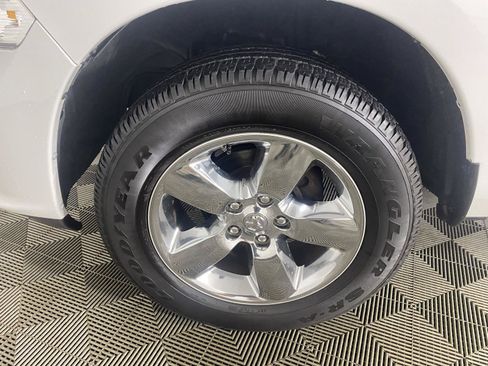 Used 2019 RAM 1500 Express w/ Express Value Package AWD/4WD image 21
