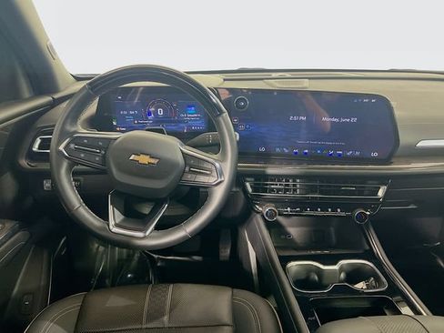 Used 2026 Chevrolet Traverse High Country FWD image 20