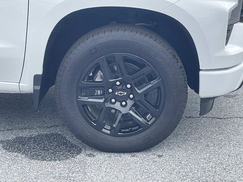 New 2026 Chevrolet Silverado 1500 Custom RWD image 11