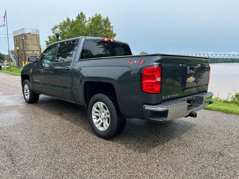 Used 2018 Chevrolet Silverado 1500 LT w/ All Star Edition AWD/4WD image 3