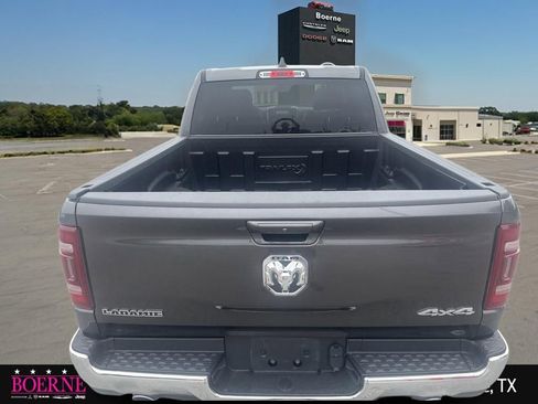 Used 2024 RAM 1500 Laramie AWD/4WD image 12