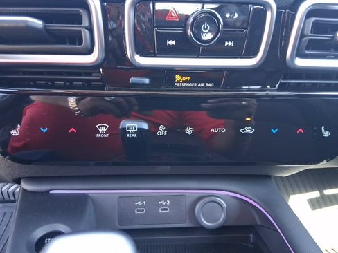 New 2026 Nissan Sentra SR w/ SR All Weather Package FWD image 17