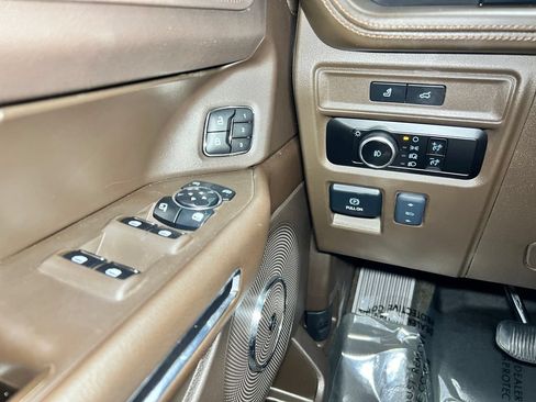 Used 2023 Ford Expedition Max King Ranch AWD/4WD image 25