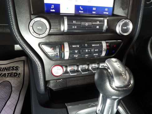 Used 2022 Ford Mustang Premium RWD image 21