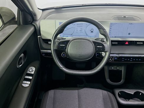 Used 2024 Hyundai Ioniq 5 SEL image 18