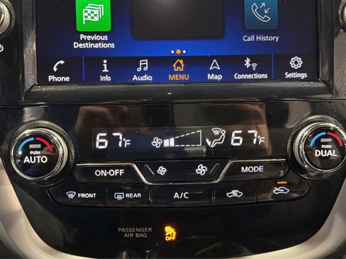 Used 2024 Nissan Murano SV image 32