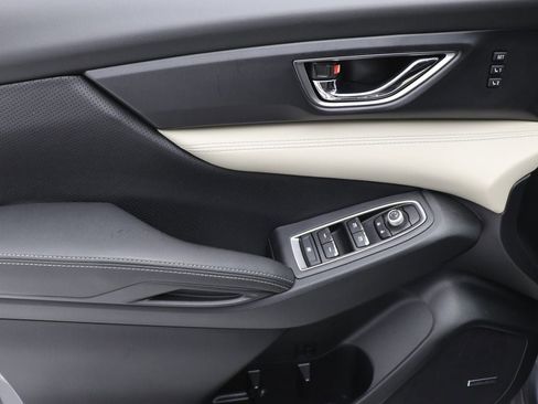 Used 2022 Subaru Ascent Limited w/ Technology Package image 16