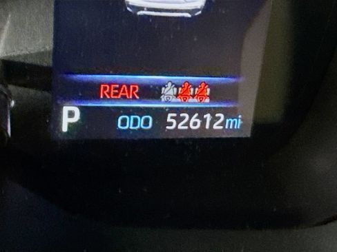 Certified 2022 Toyota Corolla Cross LE AWD/4WD image 5