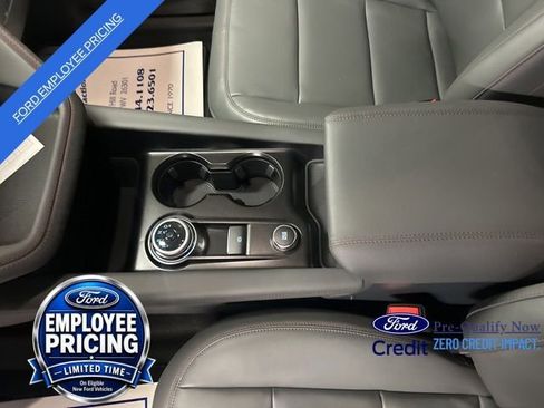 New 2026 Ford Explorer Active w/ Active Comfort Package AWD/4WD image 15