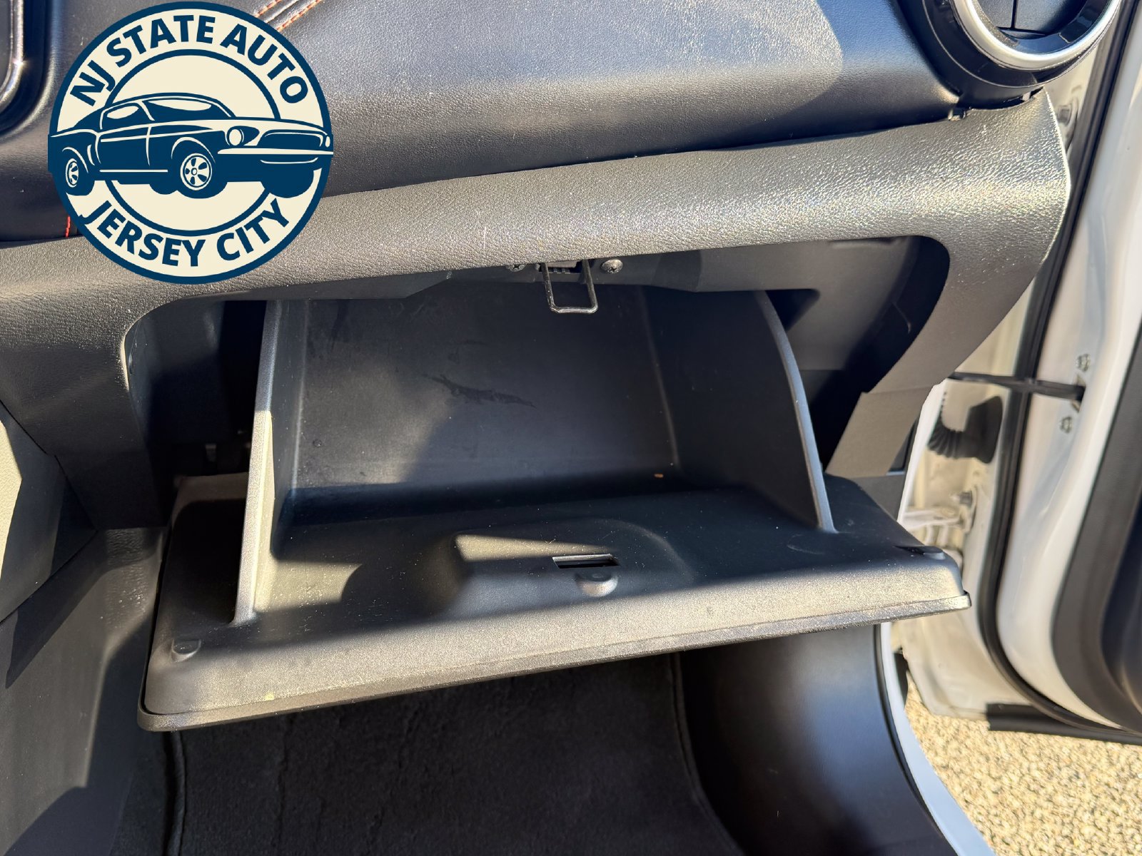 Used 2021 Nissan Kicks SR w/ SR Premium Package FWD image 41