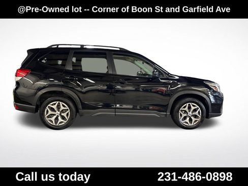 Used 2021 Subaru Forester Premium w/ Popular Package #1 AWD/4WD image 6