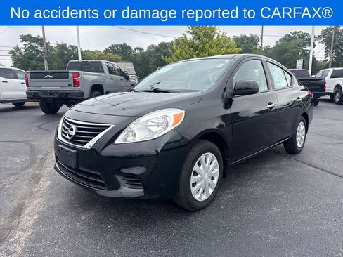 Used 2012 Nissan Versa SV w/ Convenience Pkg FWD image 2