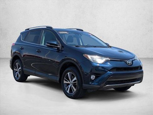 Used 2018 Toyota RAV4 XLE w/ Plus Extra Value Package FWD image 3