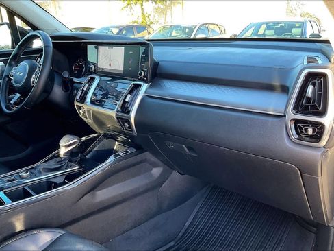 Used 2022 Kia Sorento SX image 23