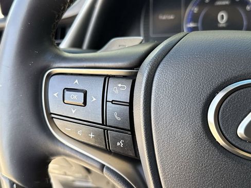 Used 2021 Lexus ES 350 Ultra Luxury w/ Accessory Package 2 image 26