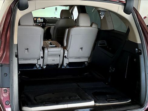 Used 2018 Honda Odyssey EX-L image 16