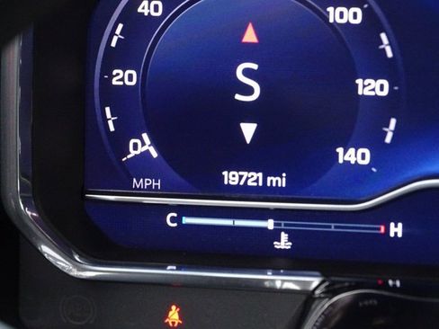 Used 2023 Chevrolet Silverado 1500 LT image 23