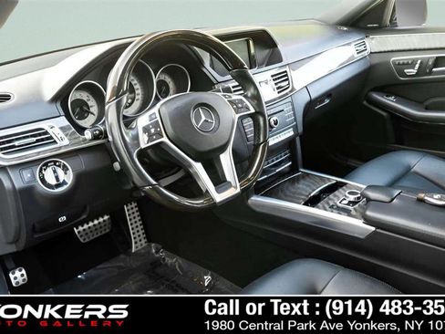 Used 2016 Mercedes-Benz E 350 4MATIC Wagon image 19