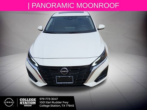 Certified 2023 Nissan Altima 2.5 SV w/ SV Premium Package image 5