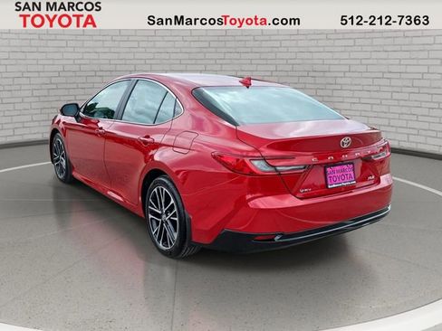 Used 2026 Toyota Camry XLE FWD image 8