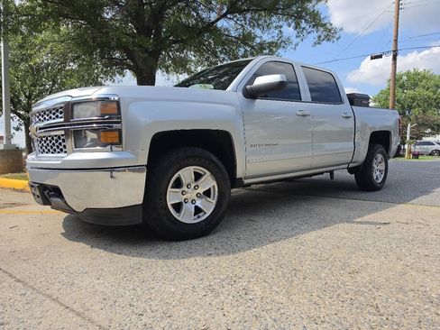 Used 2015 Chevrolet Silverado 1500 LT AWD/4WD image 38