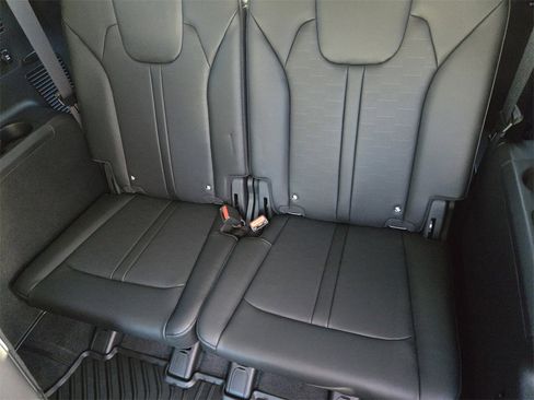 New 2026 Kia Sorento SX image 21