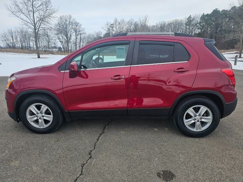 Used 2015 Chevrolet Trax LT image 10