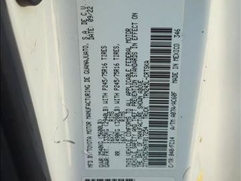 Used 2022 Toyota Tacoma SR5 AWD/4WD image 25