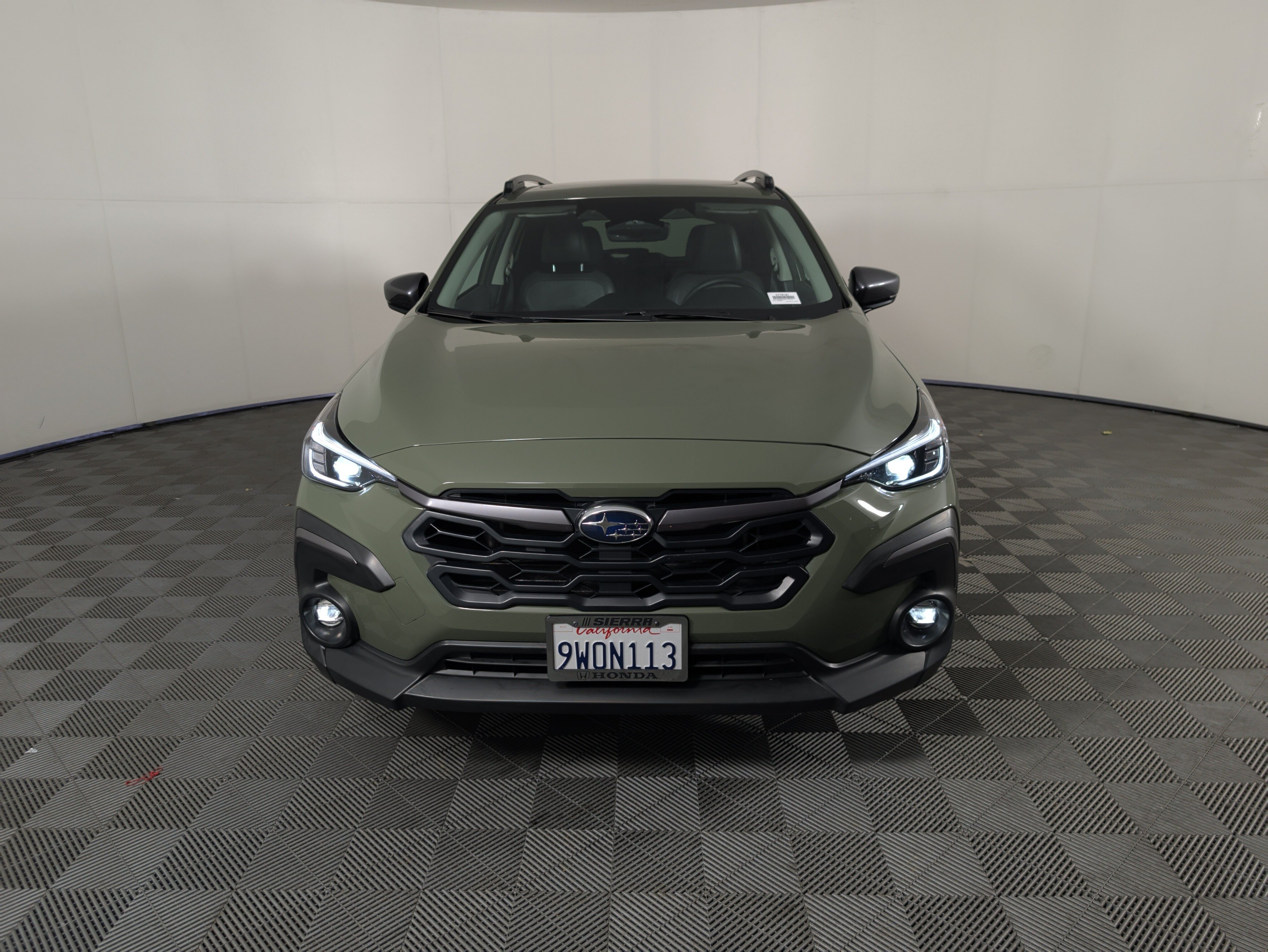 Used 2025 Subaru Crosstrek 2.5i Limited w/ Crosstrek Mirror Package AWD/4WD image 9