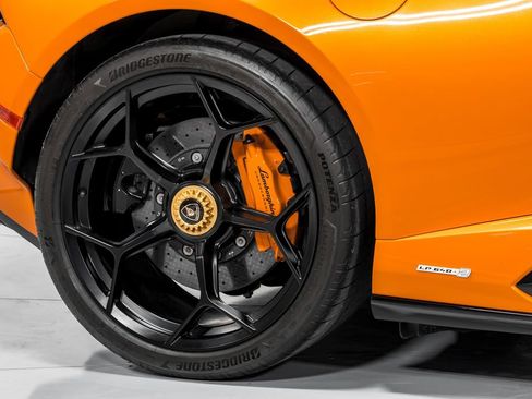 Used 2023 Lamborghini Huracan Tecnica RWD image 48