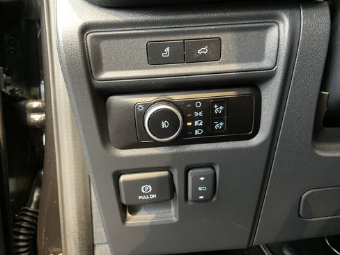 Used 2023 Ford Expedition Max Limited AWD/4WD image 18