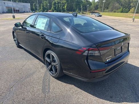 New 2026 Honda Accord SE image 4