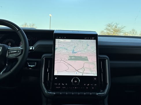 New 2026 GMC Yukon XL Denali w/ Denali Reserve Package image 31