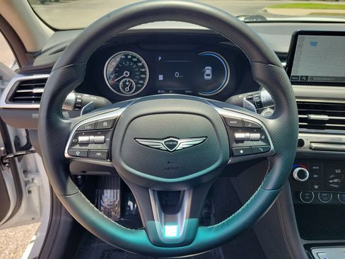 Used 2026 Genesis G70 2.5T RWD image 16