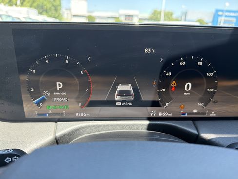 Used 2025 Nissan Armada PRO-4X w/ Pro-4X Premium Package AWD/4WD image 21