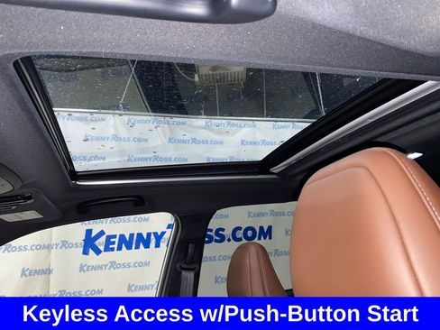 Used 2025 Subaru Forester Touring image 12