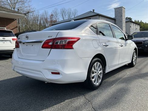Used 2019 Nissan Sentra SV FWD image 5