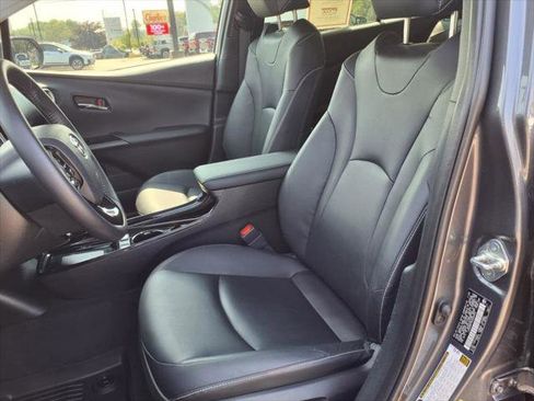 Certified 2022 Toyota Prius Prime XLE image 6