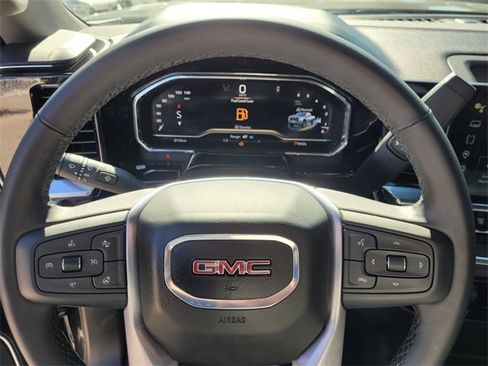 Used 2025 GMC Sierra 2500 SLT w/ SLT Premium Package image 30